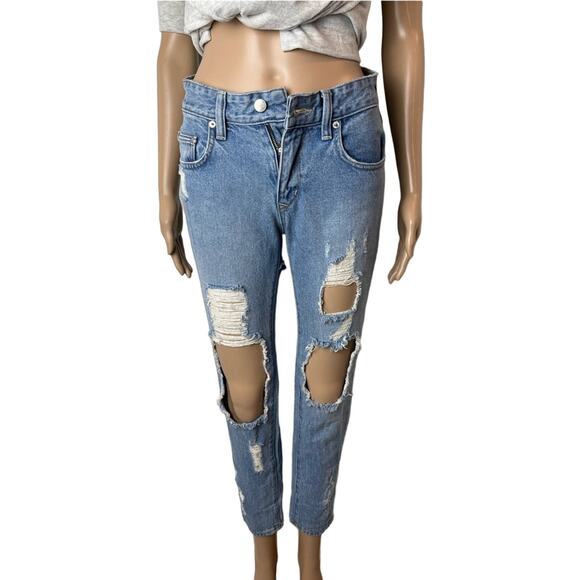 Lovers + Friends Ezra Skinny Distressed Boyfriend Jeans Light Wash - Picture 2 of 11